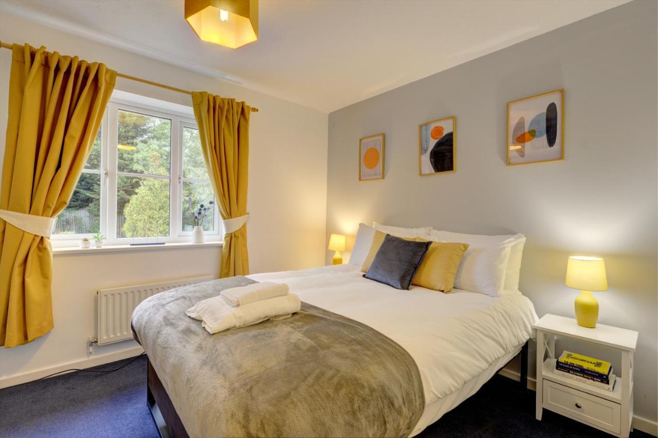 Modern 2 Bed House Sleeps 6 Southam Town Centre - Inspire Homes Ltd Ngoại thất bức ảnh